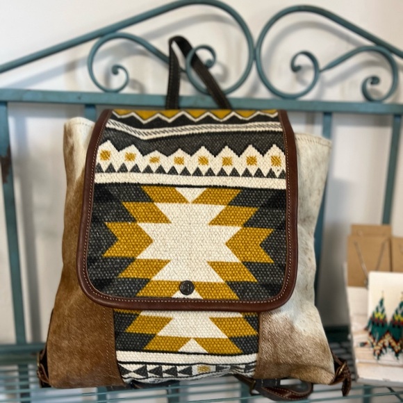 🔥💜 New Myra Bag leather cowhide Backpack Canvas rug boho western tribal School - Picture 5 of 14